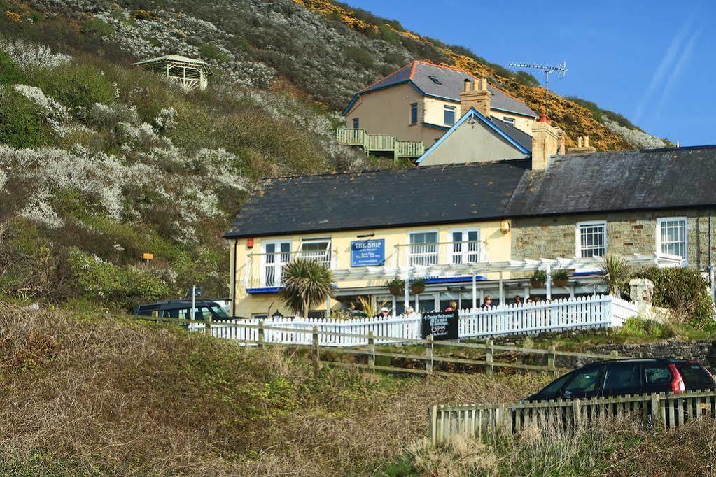 Ship Inn Aberporth Bagian luar foto