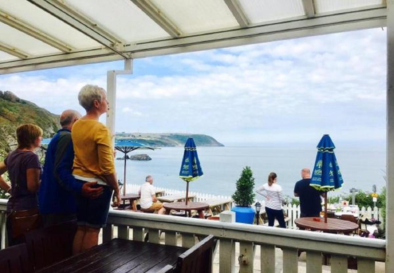 Ship Inn Aberporth Bagian luar foto